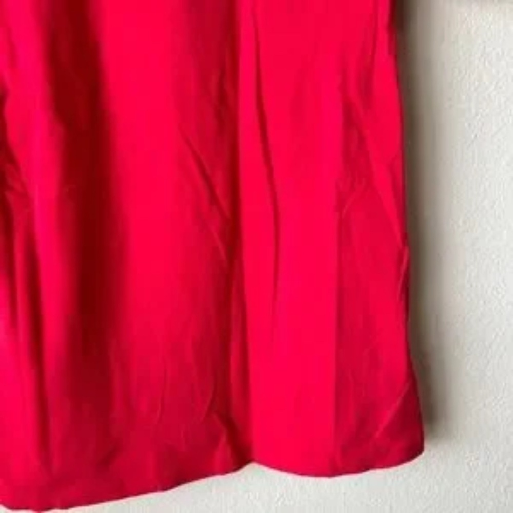 Believe T-shirt  Red  Santa Hat on the B Christmas Holiday  Winter Size Medium - Picture 9 of 13